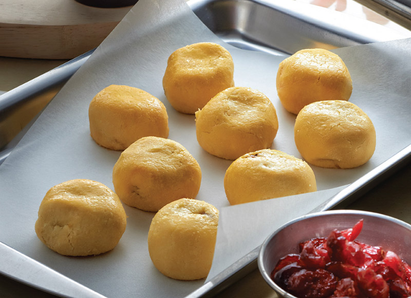 mdm ling pineapple balls