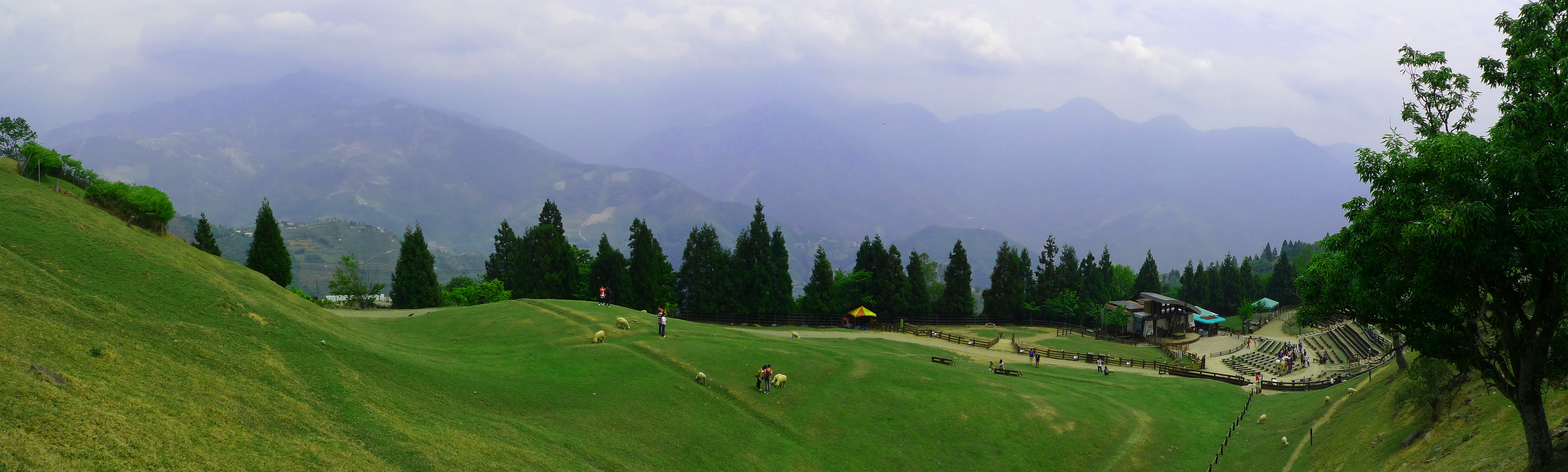panorama of Cingjing grasslands