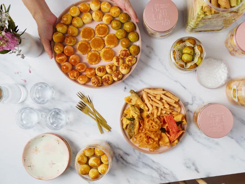 pineapple tarts from wang lai bakery